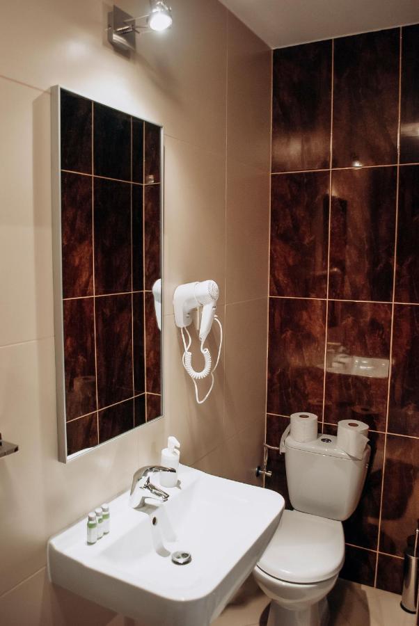 Redwood Hostel Люблин Екстериор снимка